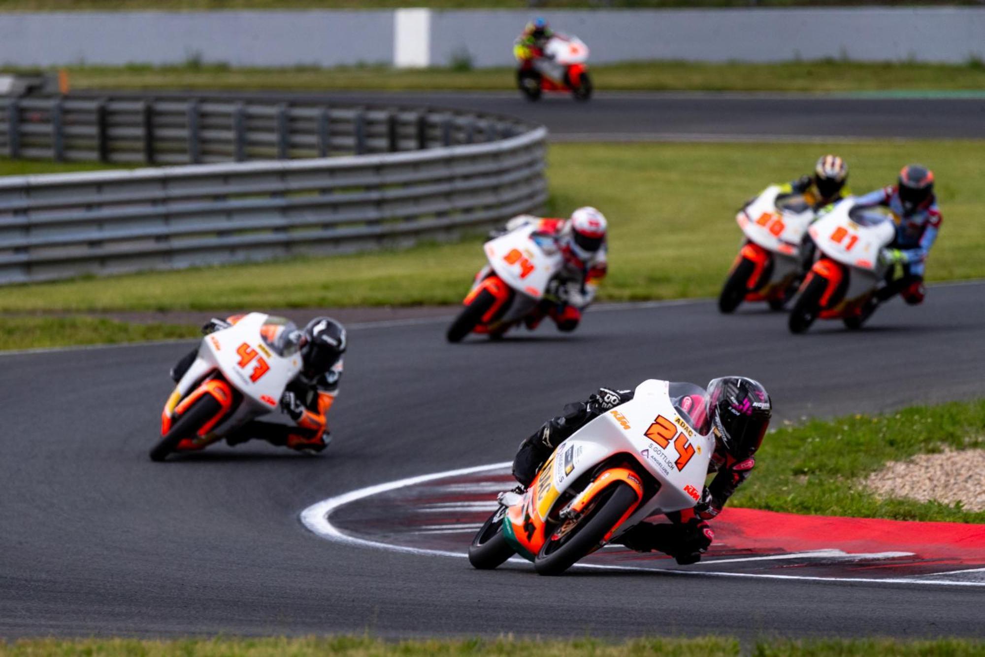 Hotel Motorsport Arena Oschersleben Exterior photo